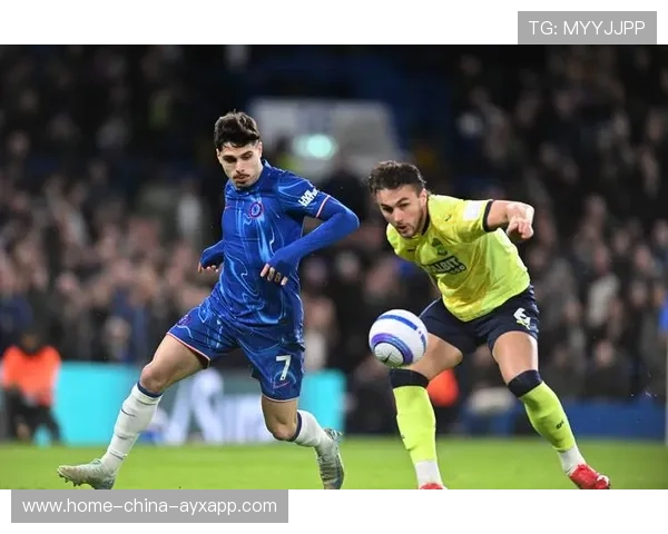 切尔西帕尔默直塞穿透全队防线杰克逊轻松破门：战术美学与装备力量的交响